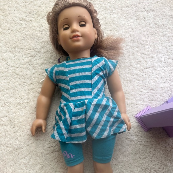 American girl doll set and accessories - Picture 2 of 16